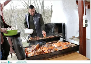 Falusi Disznóvágás borítóképe