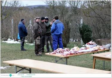 Falusi Disznóvágás Pénzesgyőrben
